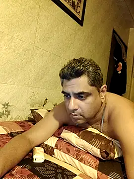 hardnhornybull online show from March 2026 08:56:02 PM