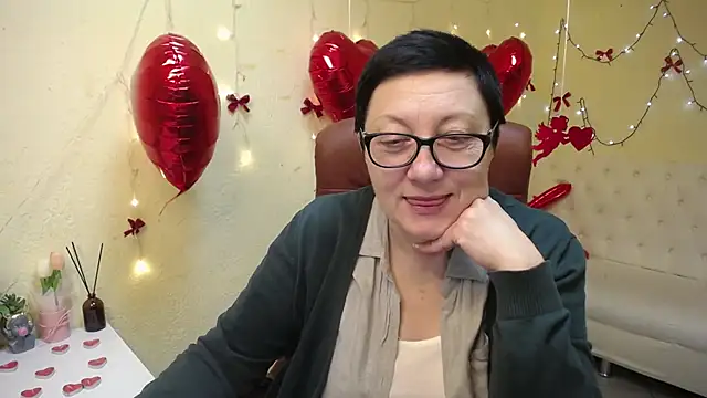 EmilyL0ve online show from February 2026 08:46:02 PM