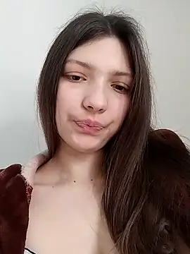 Snapshot of LunaTori456 chatting on February 2026 11:43:02 AM LunaTori456 online show from February 2026 11:43:02 AM