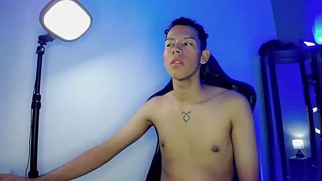 Snapshot of Tupac_D chatting on January 2026 11:15:01 AM Tupac D online show from January 2026 11:15:01 AM