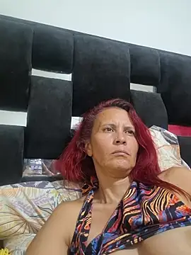 cintia love online show from April 2026 06:19:01 AM