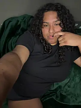 Snapshot of Angeliccreamyrican chatting on April 2026 10:45:01 PM Angeliccreamyrican online show from April 2026 10:45:01 PM