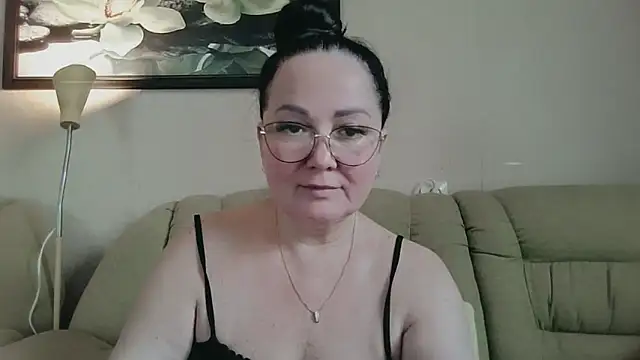 Snapshot of infinity_loveliness chatting on June 2026 06:03:02 AM infinity loveliness online show from June 2026 06:03:02 AM