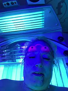 Kourtney5 online show from April 2026 01:07:01 PM