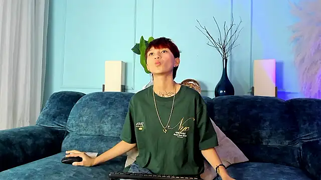 Jessi Suho online show from January 2026 07:52:01 PM