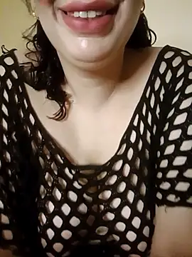 Snapshot of charmoutak_nada chatting on June 2026 09:29:02 PM charmoutak nada online show from June 2026 09:29:02 PM