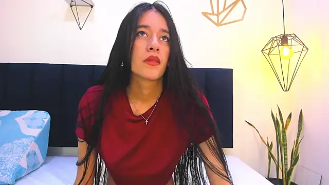 mayaevansmg online show from July 2026 12:29:02 PM