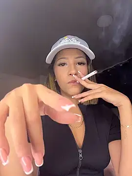 vicky bass  online show from July 2026 12:18:02 AM