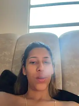 vicky bass  online show from July 2026 10:49:02 PM