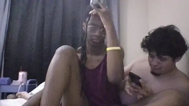 Snapshot of rueeentony chatting on January 2026 03:30:02 AM rueeentony online show from January 2026 03:30:02 AM