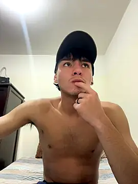 ErickRojass3 online show from January 2026 02:03:02 AM