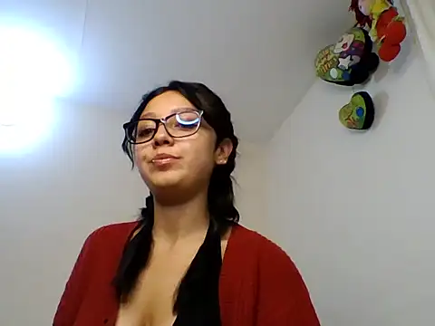 Snapshot of persefxne chatting on February 2026 02:28:02 AM persefxne online show from February 2026 02:28:02 AM