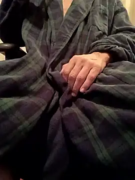 DucesWild23 online show from March 2026 04:05:02 AM