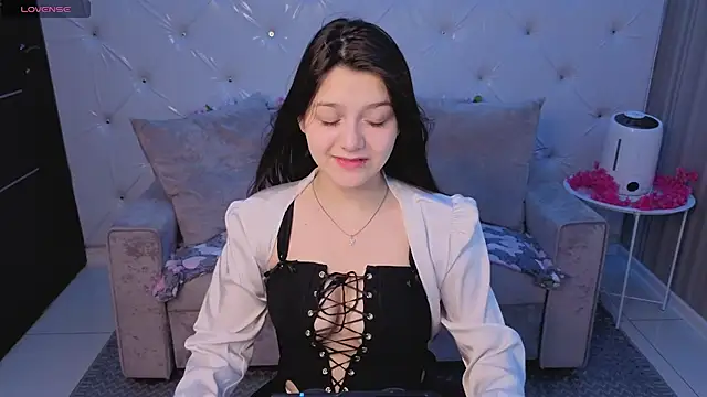 xxxnaughtyfoxyxxx online show from July 2026 05:06:01 PM