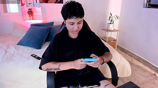 Zury Ramirez online show from March 2026 07:51:02 PM