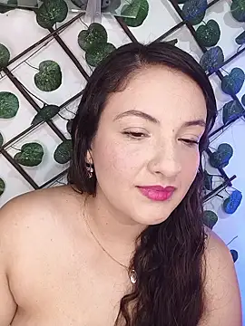 Evaa Angelina online show from January 2026 08:45:02 PM