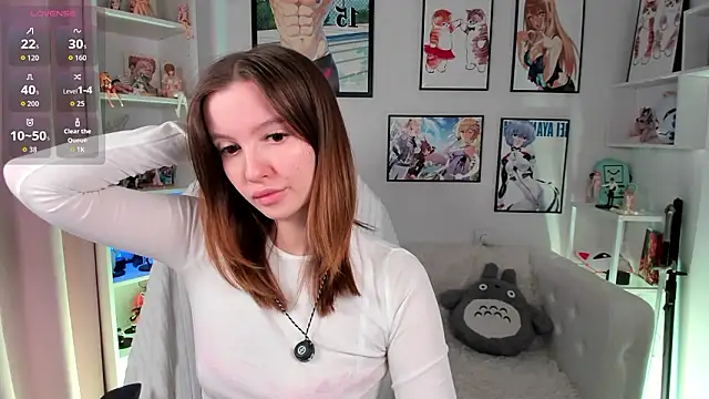 Snapshot of Layla_Bloom chatting on February 2026 05:36:01 PM Layla Bloom online show from February 2026 05:36:01 PM