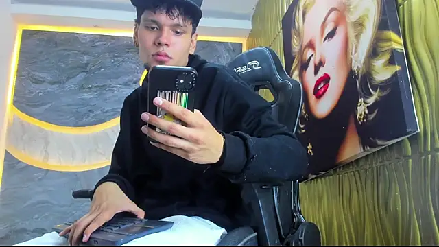 Lucas hot 20 online show from January 2026 08:07:01 AM