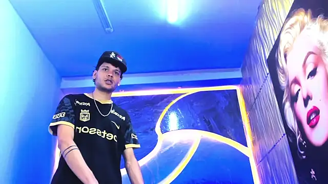 Lucas hot 20 online show from February 2026 01:26:02 PM