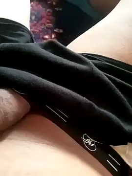 folkdam80 online show from April 2026 06:27:01 AM