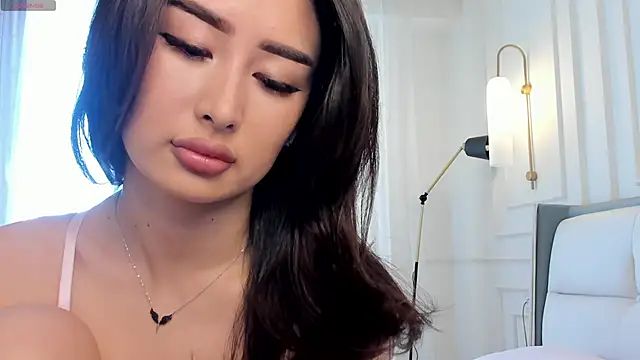 Snapshot of SayokoMia_S chatting on January 2026 08:18:02 AM SayokoMia S online show from January 2026 08:18:02 AM