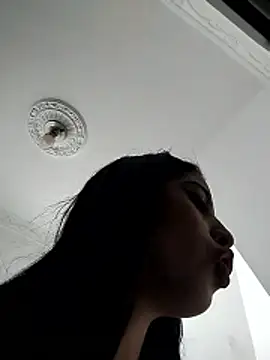 Aitana 2-0 online show from January 2026 07:39:01 PM