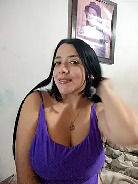 Snapshot of Vivianasweet chatting on January 2026 05:35:02 AM Vivianasweet online show from January 2026 05:35:02 AM