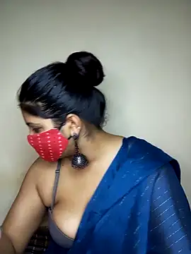 Snapshot of Kushi_Sharmaa chatting on February 2026 06:01:02 AM Kushi Sharmaa online show from February 2026 06:01:02 AM