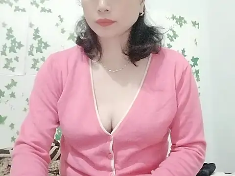 Sophie sexy7 online show from March 2026 04:00:01 PM