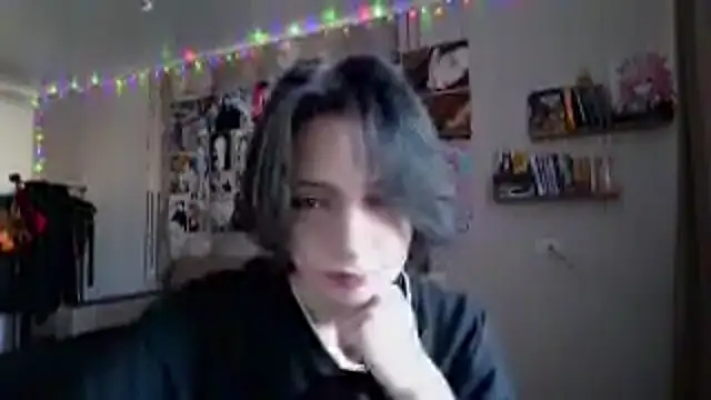 Snapshot of LxayBloom chatting on January 2026 09:57:02 AM LxayBloom online show from January 2026 09:57:02 AM