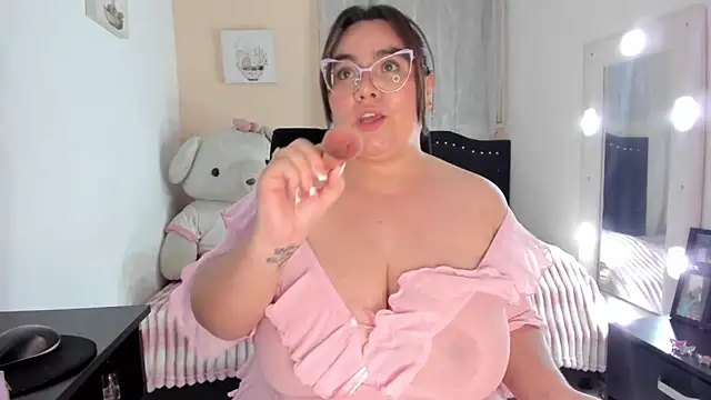 KarlaLannee online show from April 2026 02:49:02 AM