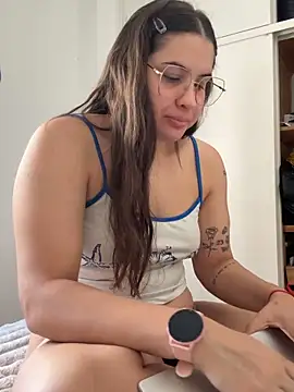 Snapshot of chinaaa2333 chatting on February 2026 02:14:01 PM chinaaa2333 online show from February 2026 02:14:01 PM