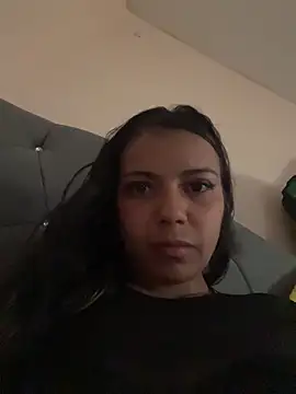 cinthia2011 online show from February 2026 10:21:01 PM