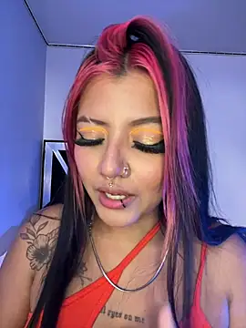 queen of you heart online show from August 2026 06:55:01 PM