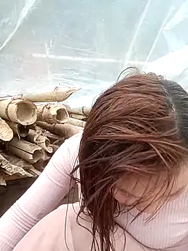 Snapshot of Miu_baby01 chatting on January 2026 04:18:01 AM Miu baby01 online show from January 2026 04:18:01 AM