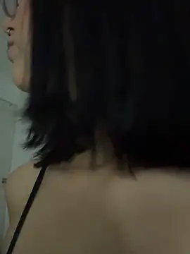 Snapshot of HinaSweet chatting on January 2026 12:04:02 AM HinaSweet online show from January 2026 12:04:02 AM