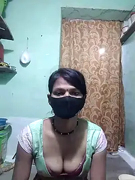 Snapshot of Miss__soniya106 chatting on February 2026 05:08:01 PM Miss soniya106 online show from February 2026 05:08:01 PM