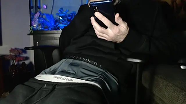 EspanolVato online show from January 2026 01:00:02 AM