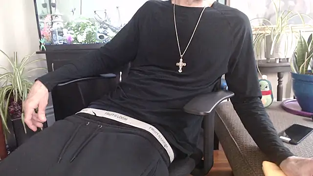 EspanolVato online show from April 2026 09:15:01 PM