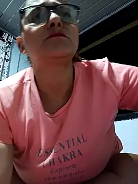 natalliecoopers online show from March 2026 03:33:02 AM