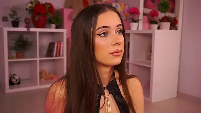 Ava Solis online show from February 2026 07:25:02 PM