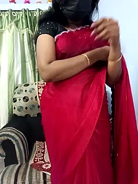 Tinarosy13 online show from February 2026 11:22:01 PM