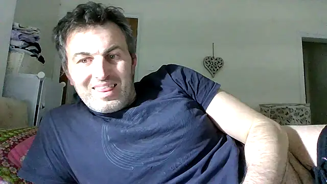 Snapshot of Hakfin666 chatting on May 2026 10:37:01 PM Hakfin666 online show from May 2026 10:37:01 PM