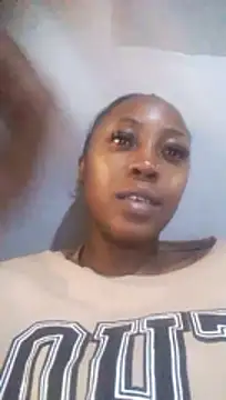 CocoButterxox online show from April 2026 01:13:02 PM