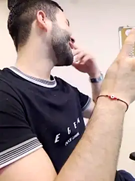 AndyKnoxx online show from March 2026 06:32:01 PM