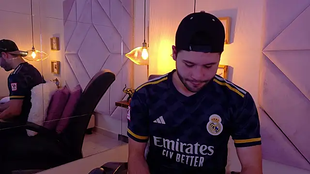 AndyKnoxx online show from March 2026 08:04:01 PM