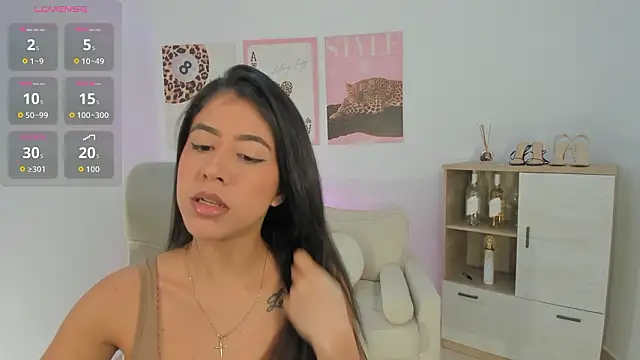 Sussan Monroe online show from March 2026 11:19:02 PM