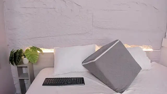 Snapshot of lanna_18_ chatting on March 2026 11:43:02 AM lanna 18 online show from March 2026 11:43:02 AM