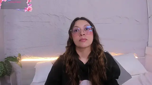 Snapshot of lanna_18_ chatting on April 2026 11:43:01 AM lanna 18 online show from April 2026 11:43:01 AM