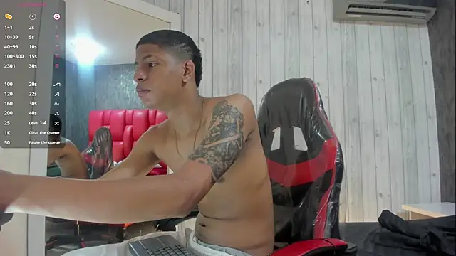  erick j online show from April 2026 07:30:02 PM